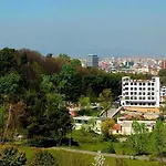 Arberia 酒店 地拉那