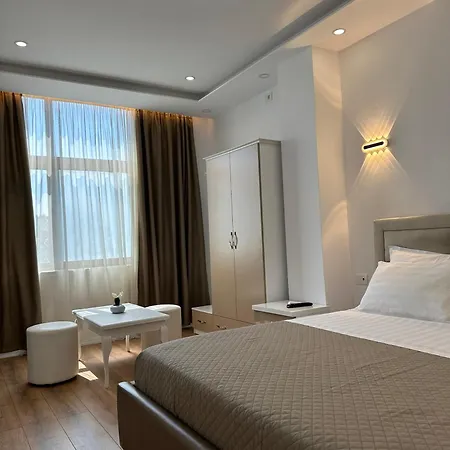 Arberia Hotel 4*