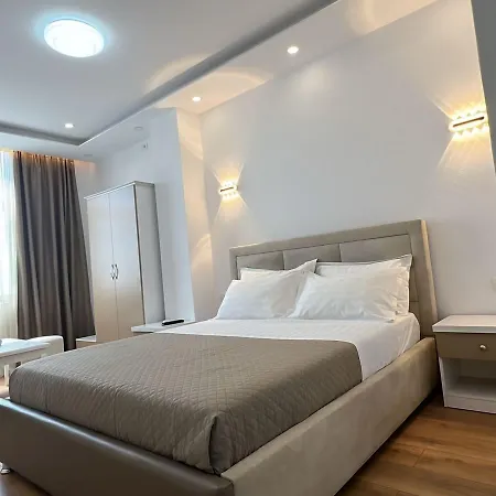 Arberia Hotel 4*