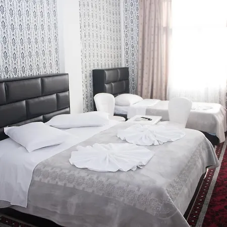 Hotel Arberia 4*