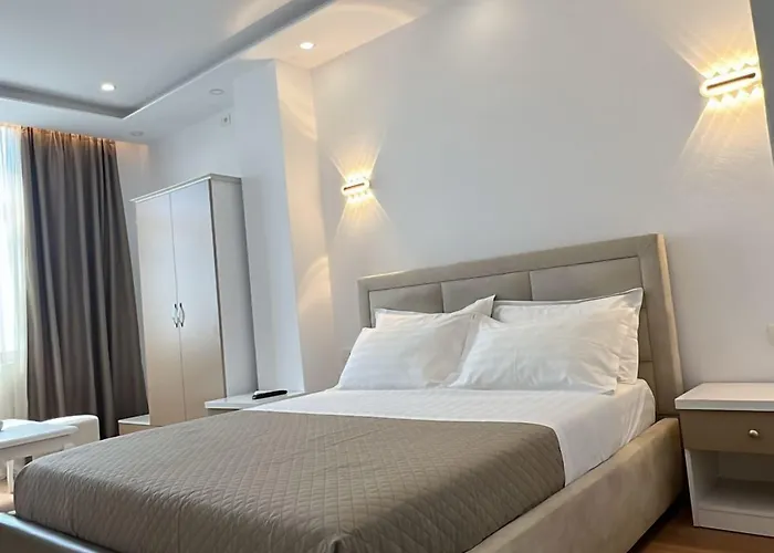 Arberia Hotel 4*