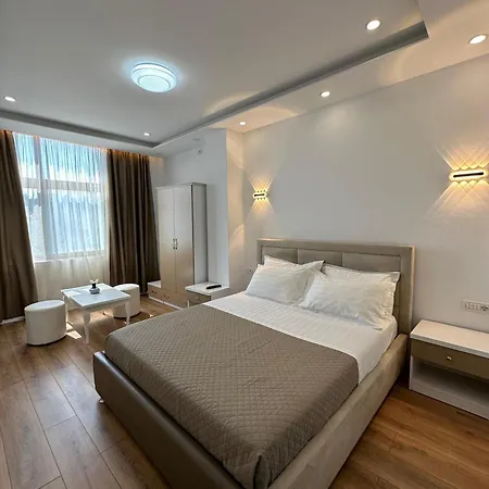 Hotel Arberia 4*