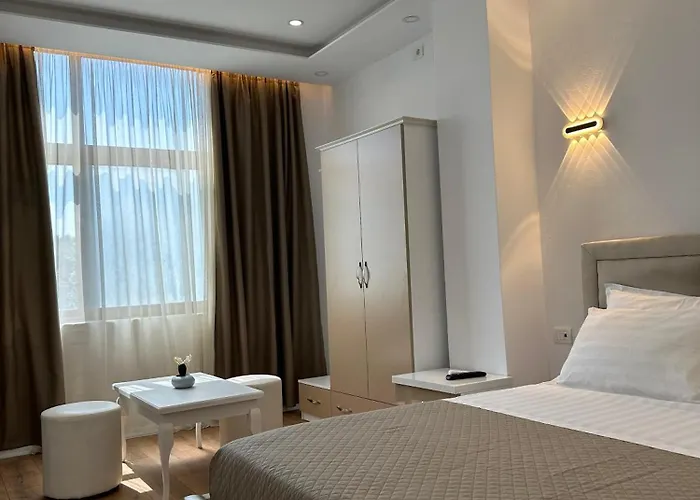 Arberia Hotel 4*