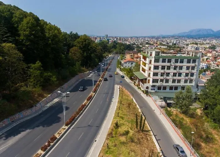 Hotel Arberia 4*